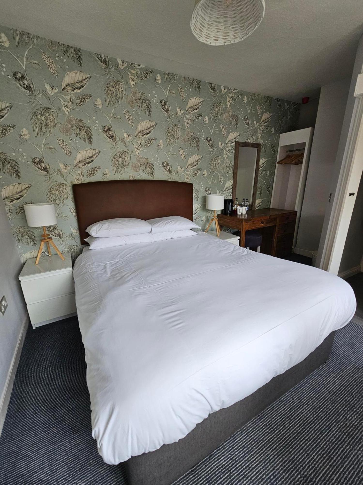 Cockhaven Arms Hotel Bishopsteignton Eksteriør billede